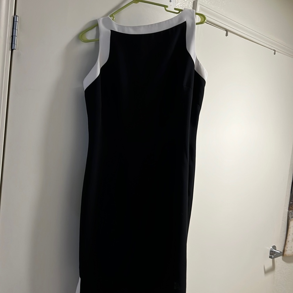 Black and white dress , fully lined
